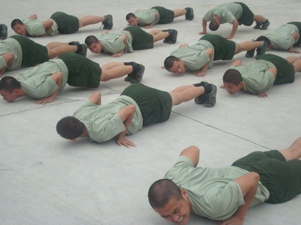 chinese army soldiers push-up training, PLA training