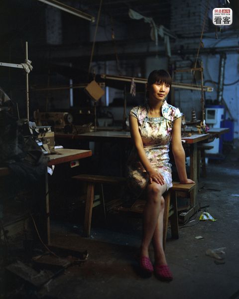 chongqing shibati residents picture, wang xiaomei, a garment factory worker