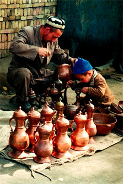 xinjiang pictures, craftman and his son