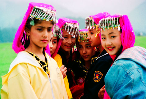 picture of tajik girls in xinjiang china