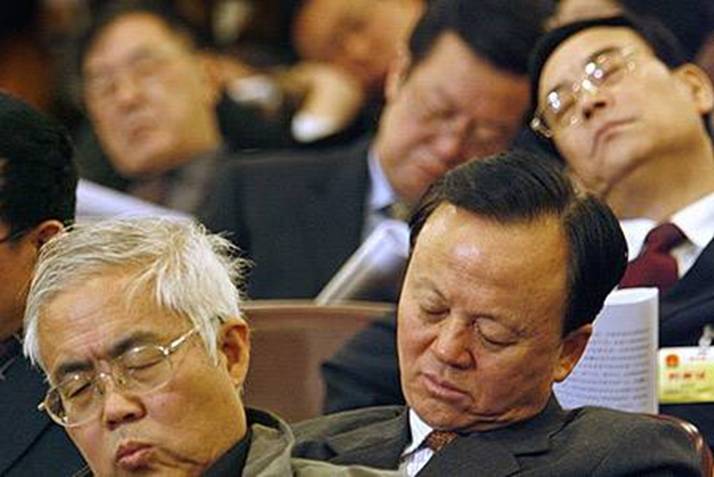 chinese lawmakers nap during the meeting of the National People's Congress 2012