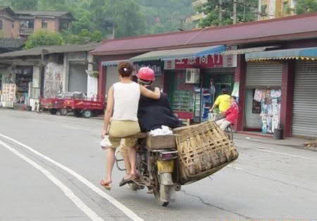 balanced ride, funny pictures from china