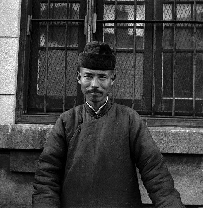 shanghai in 1945, shanghai local people's life