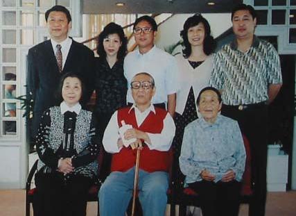 xi jinping's family picture